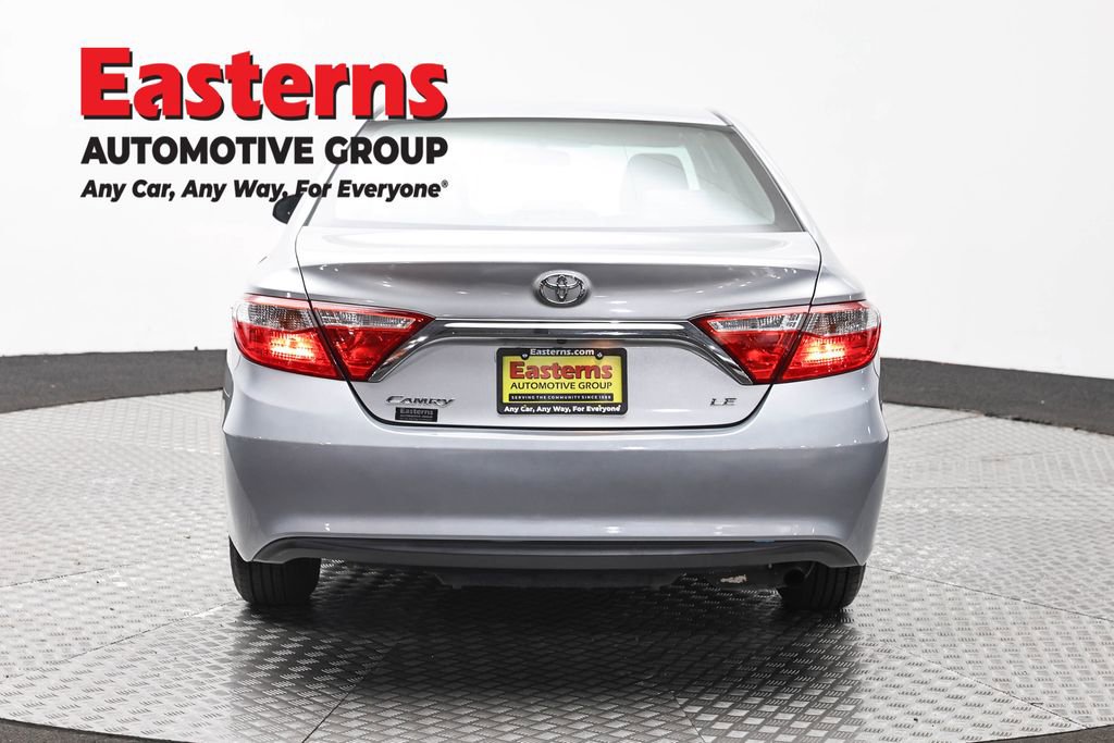 Used 2017 Toyota Camry LE FWD image 6