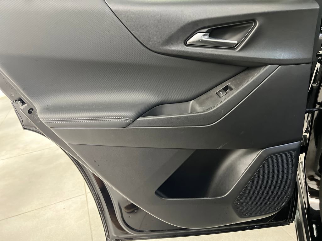 Used 2026 Chevrolet Equinox LT FWD image 15