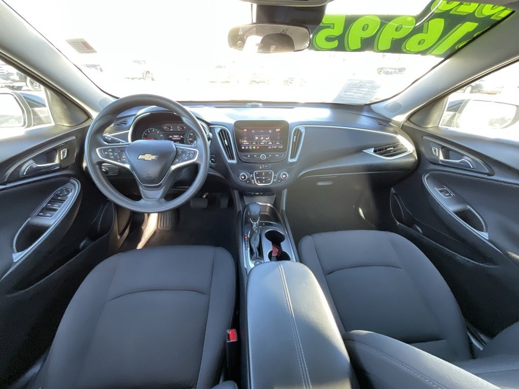 Used 2023 Chevrolet Malibu LT image 7