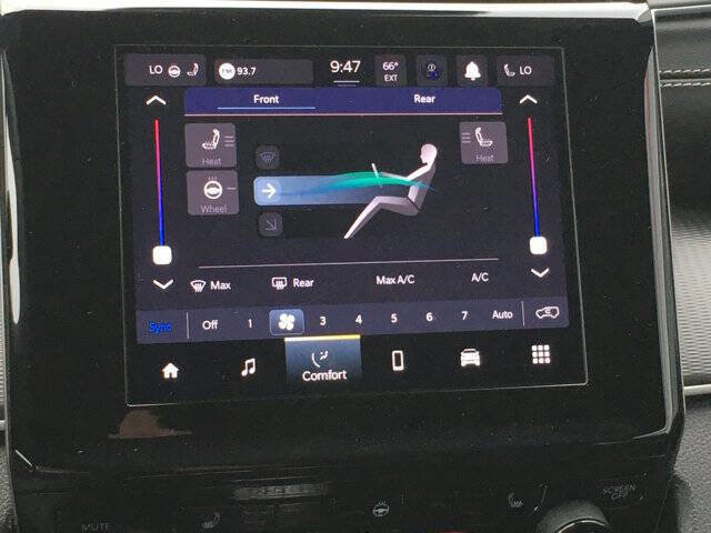 Used 2024 Jeep Grand Cherokee L Laredo image 18