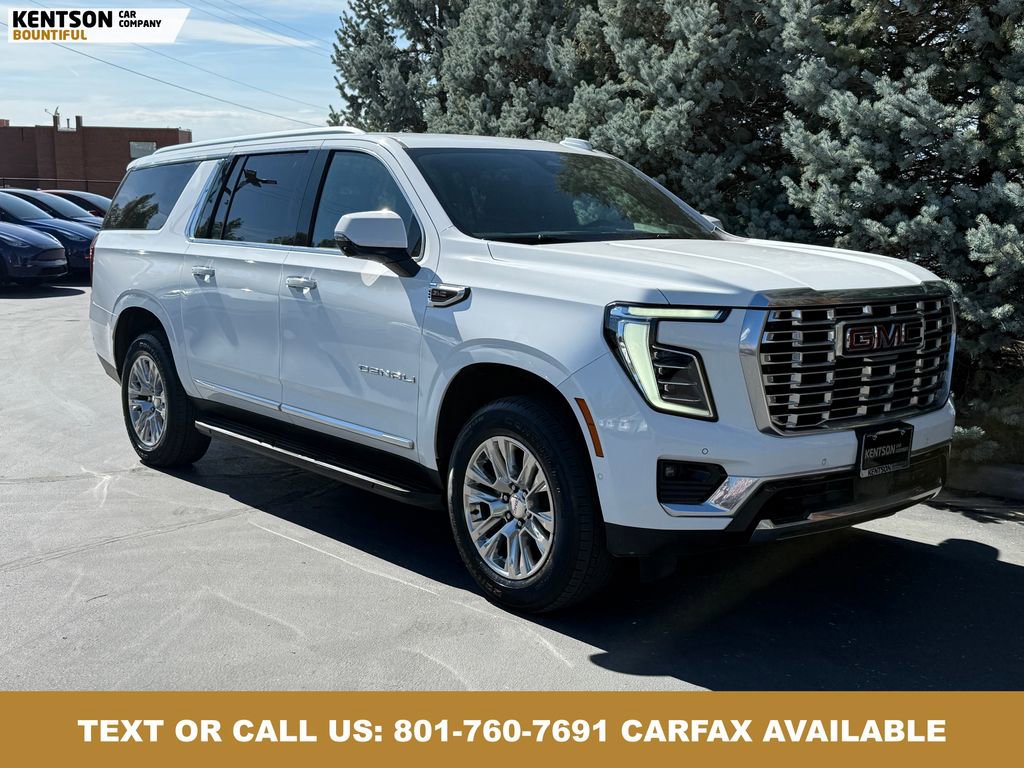 Used 2025 GMC Yukon XL Denali AWD/4WD image 12