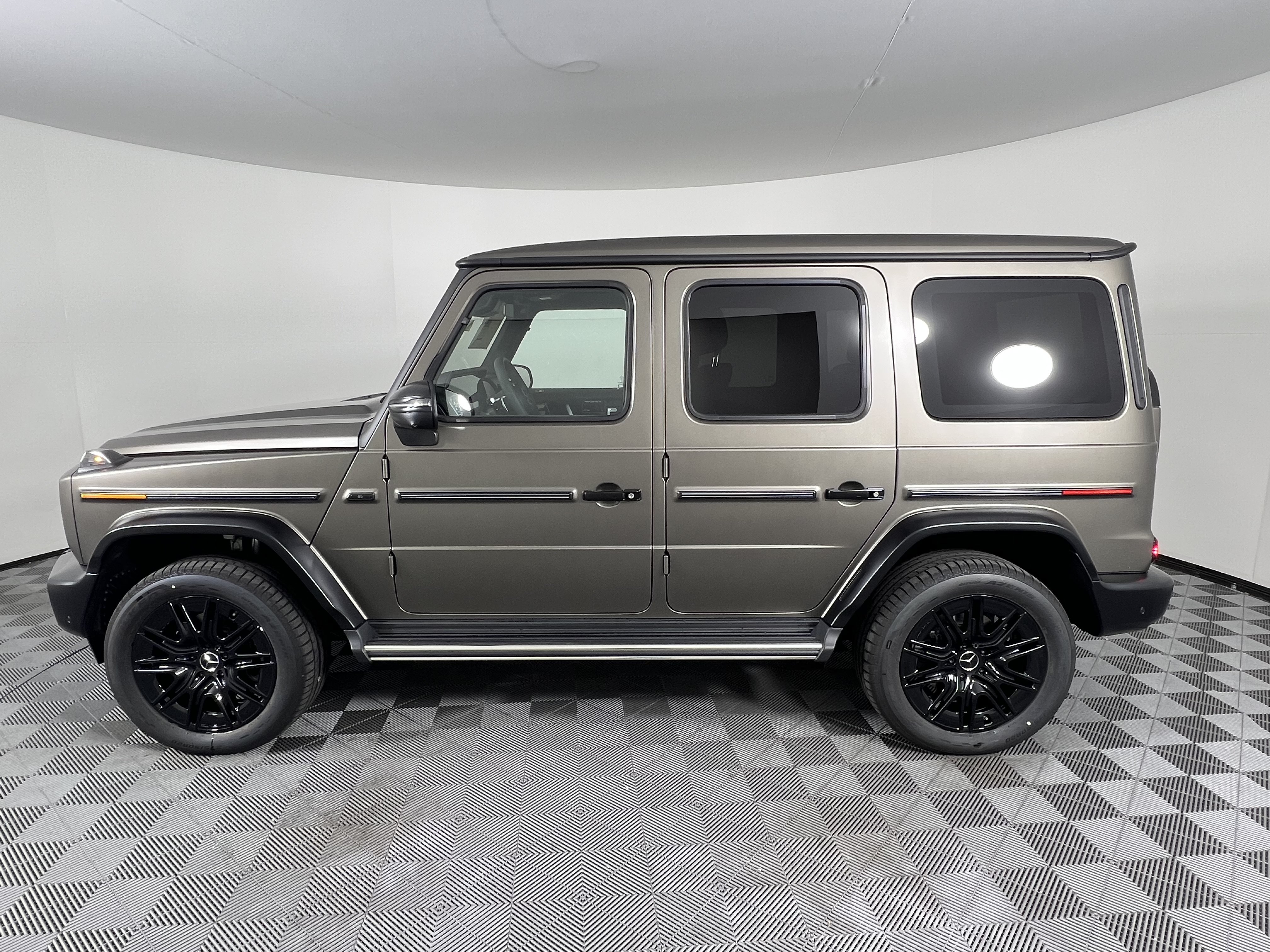 New 2026 Mercedes-Benz G 580 w/ EQ Technology image 9