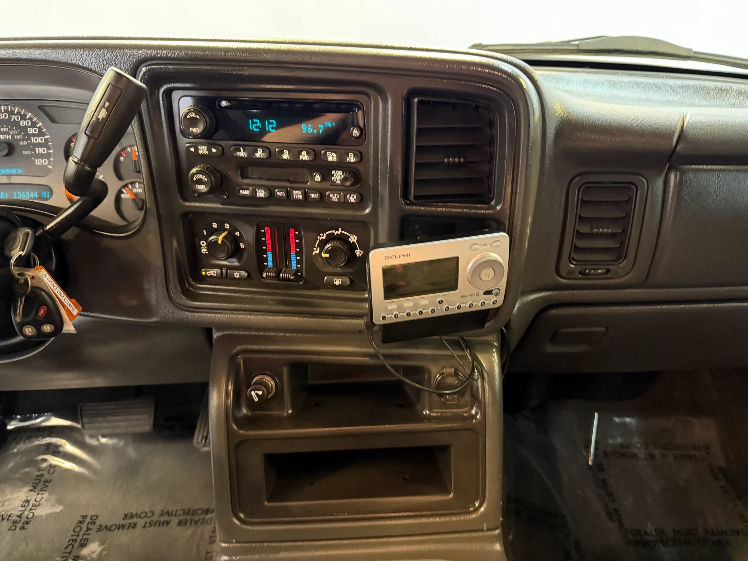 Used 2003 Chevrolet Silverado 1500 LS w/ Off-Road Package AWD/4WD image 16