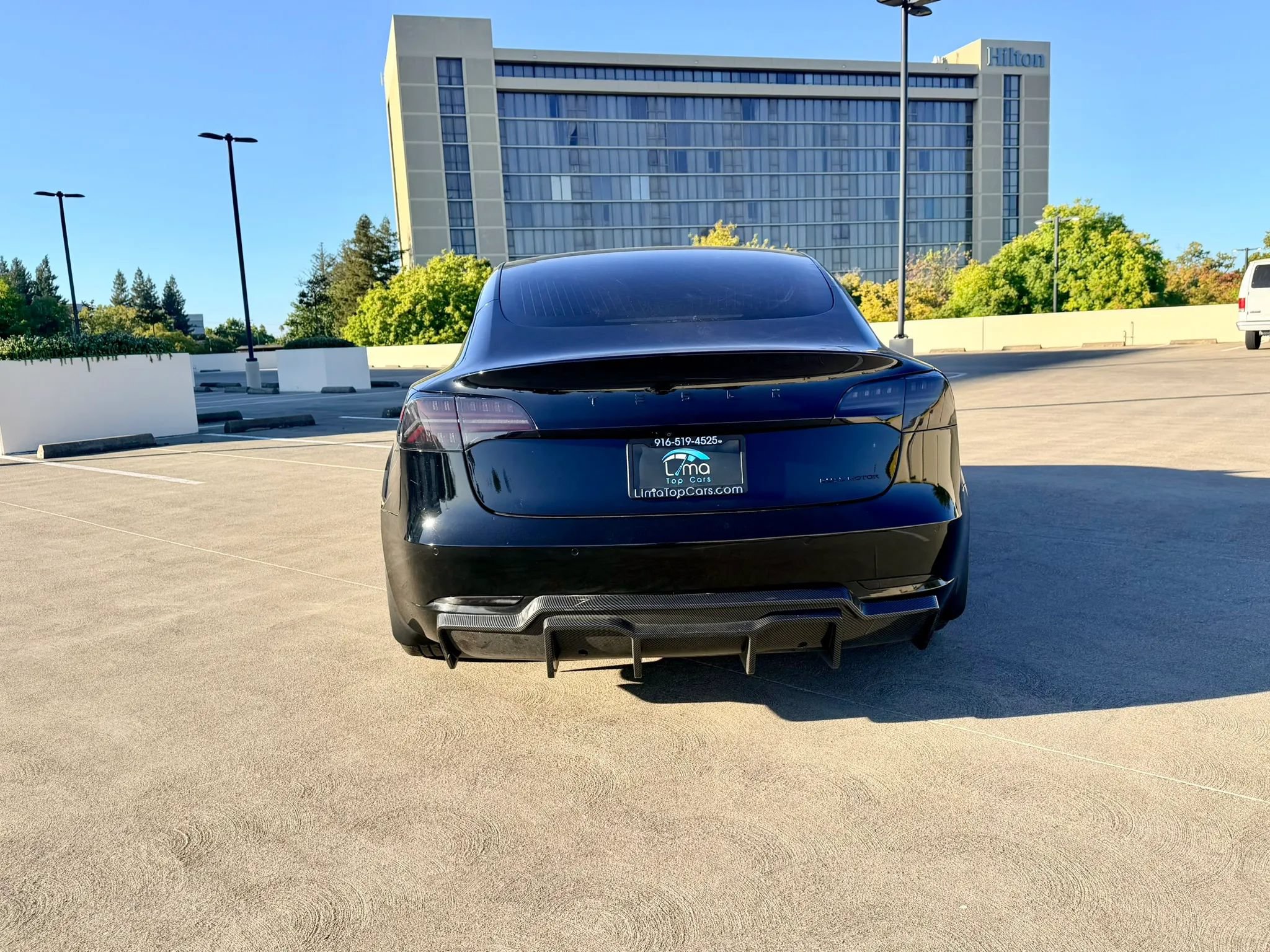 Used 2018 Tesla Model 3 Mid Range RWD image 10