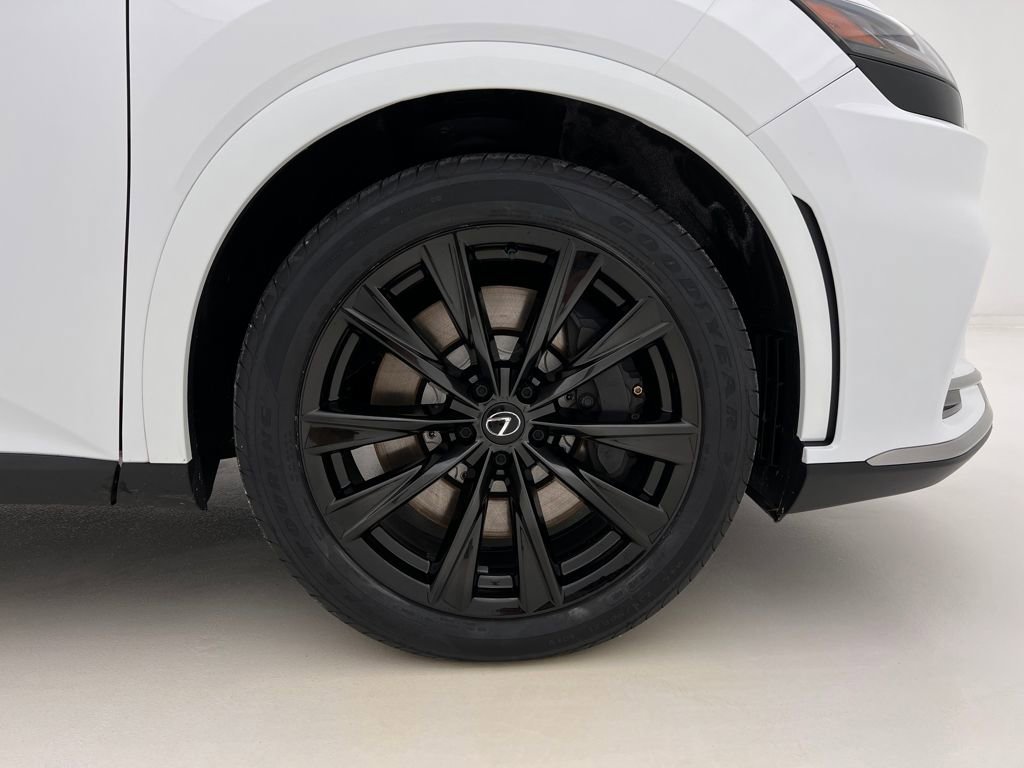 Used 2023 Lexus RX 350 F Sport w/ Accessory Package image 33