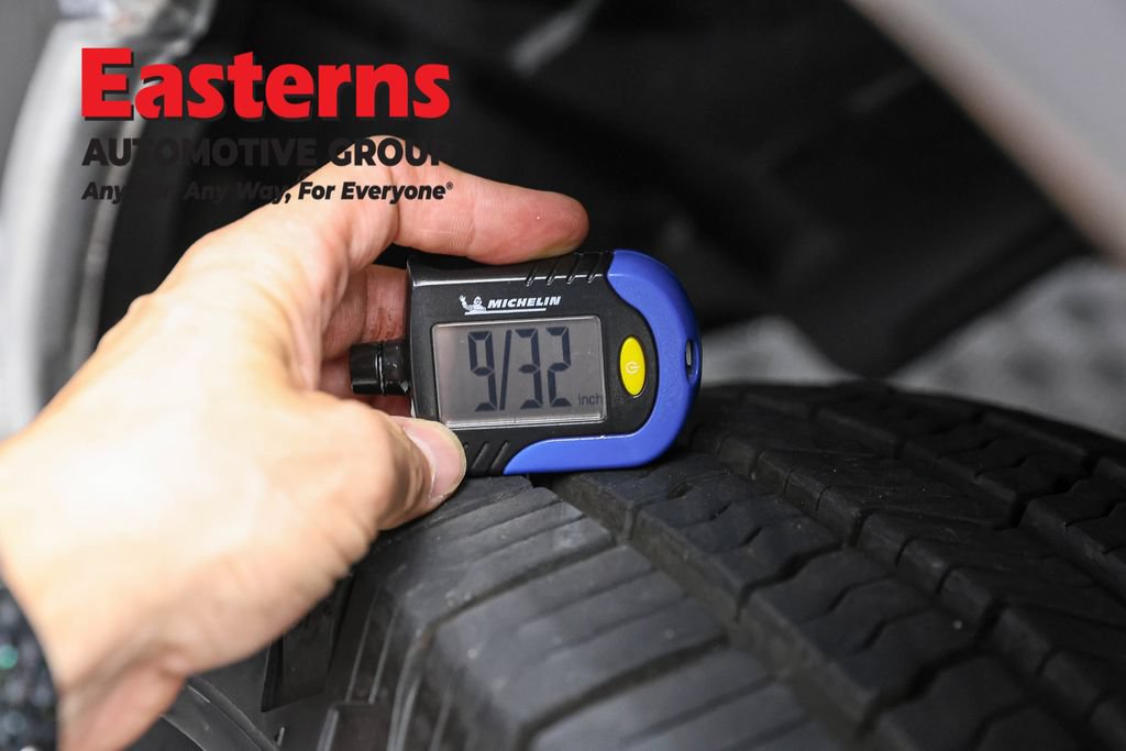 Used 2024 RAM 1500 Classic SLT RWD image 27