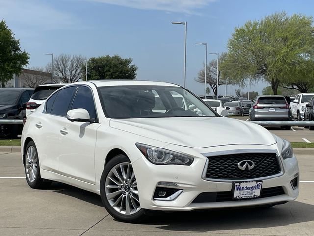 Used 2021 INFINITI Q50 Luxe image 2