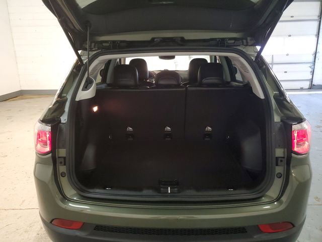 Used 2018 Jeep Compass Latitude w/ Popular Equipment Group image 24