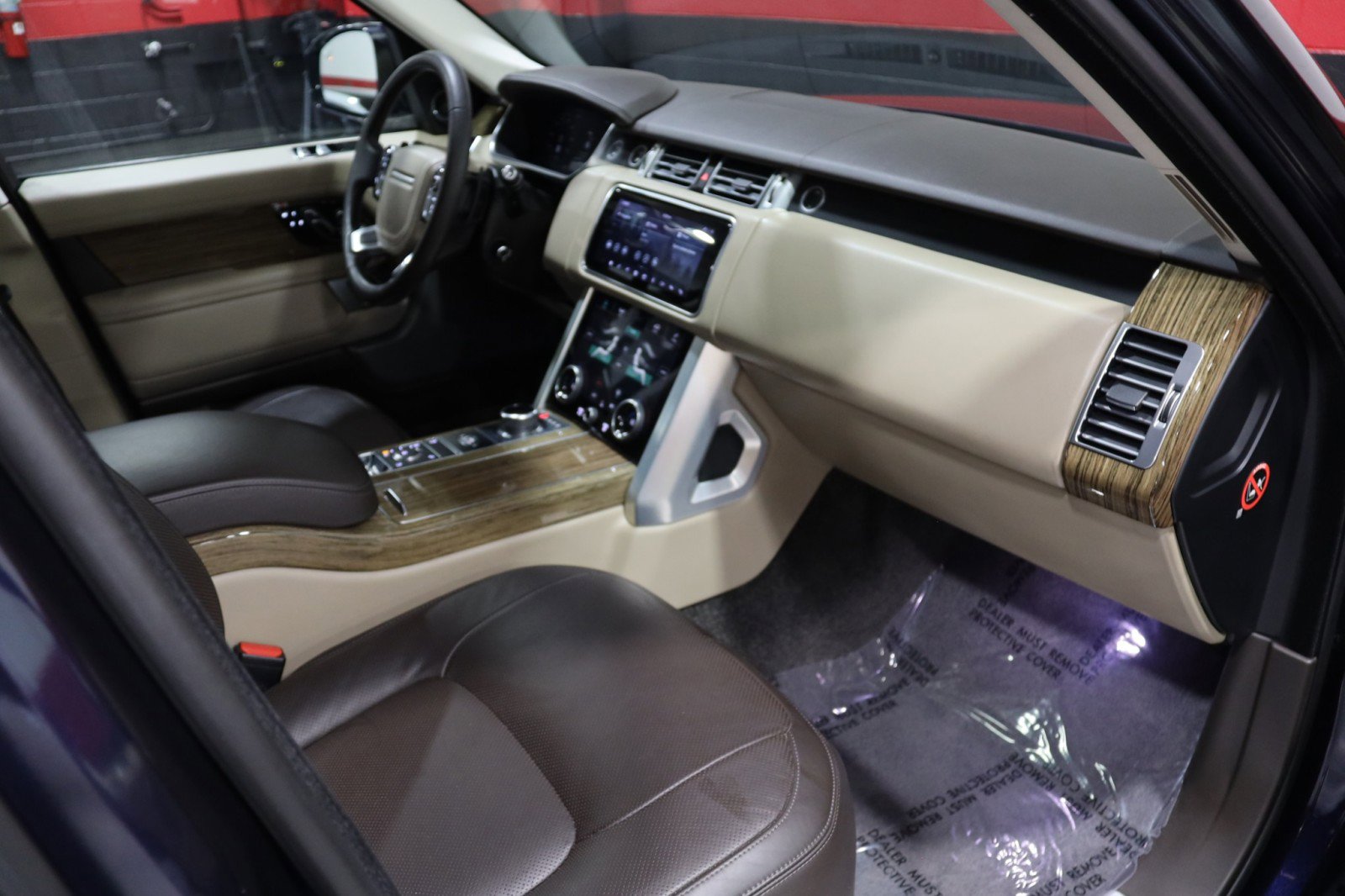 Used 2019 Land Rover Range Rover HSE image 48