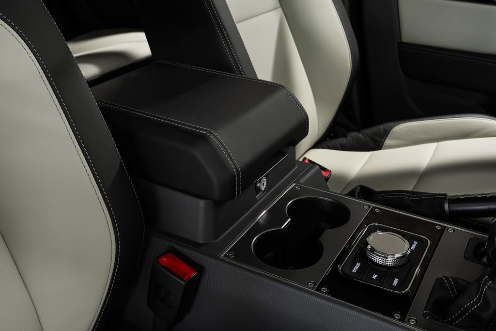 Used 2026 INEOS Grenadier Fieldmaster Edition image 32