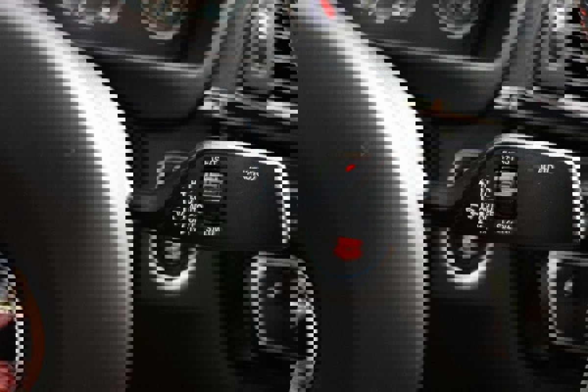 Used 2019 BMW M4 CS w/ Executive Package image 25