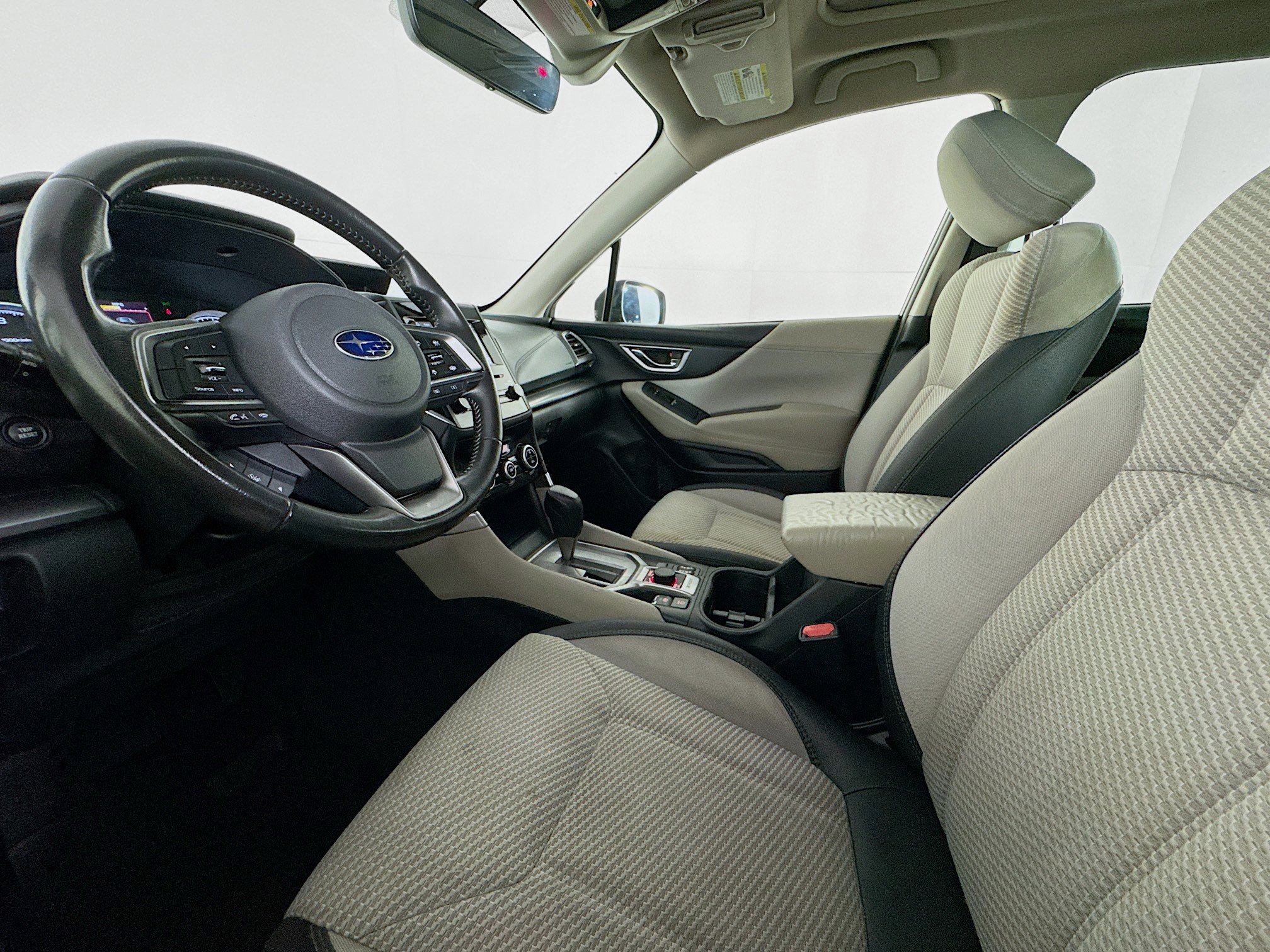 Used 2020 Subaru Forester Premium AWD/4WD image 21