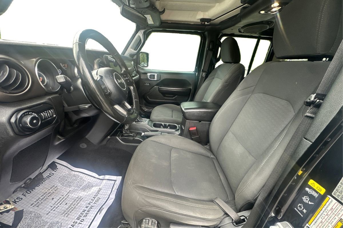 Used 2020 Jeep Wrangler Unlimited Sport image 9
