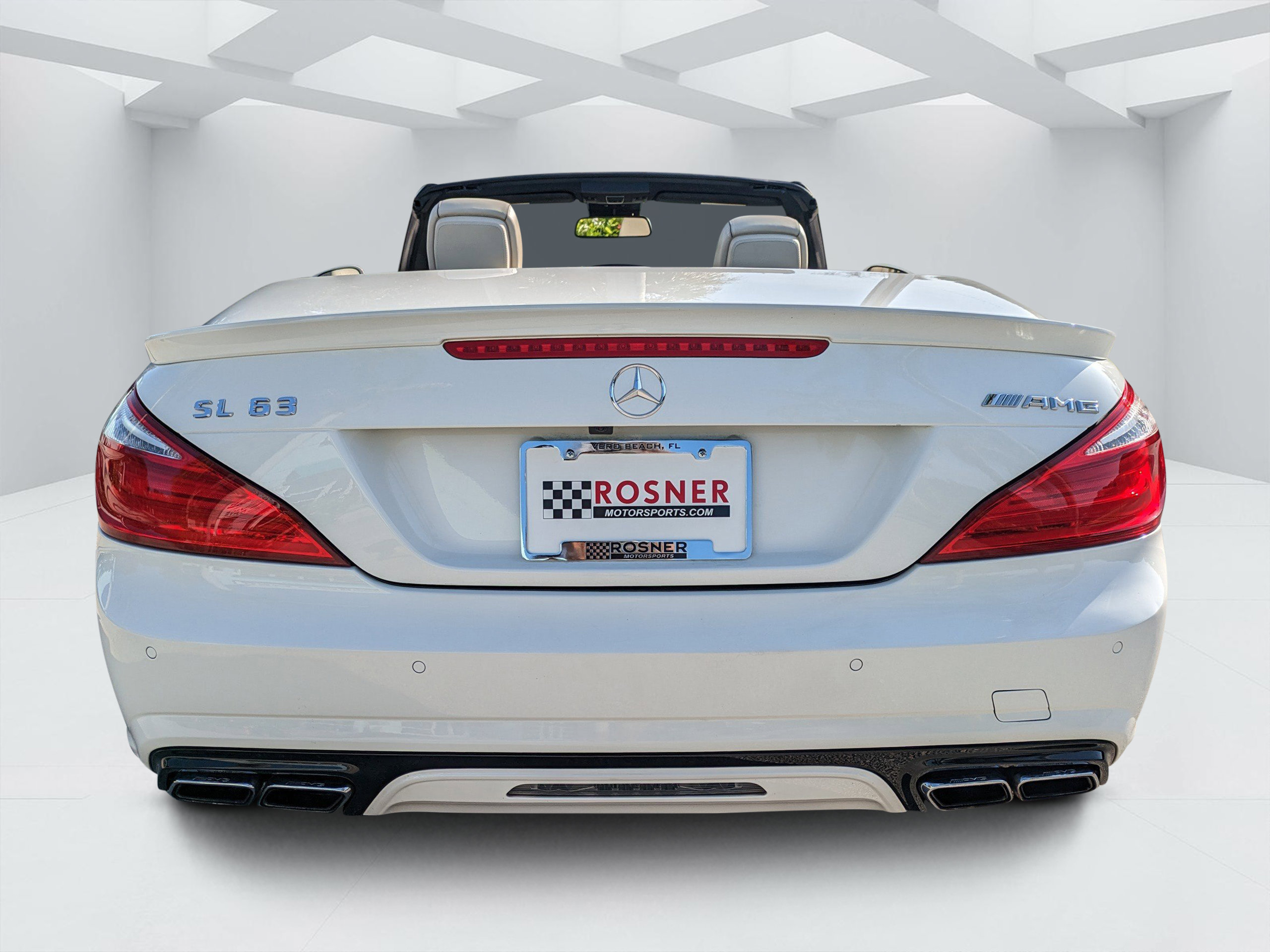 Used 2014 Mercedes-Benz SL 63 AMG image 4
