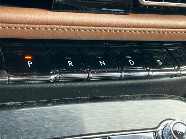 Used 2022 Lincoln Nautilus Reserve w/ Equipment Group 202A AWD/4WD image 9