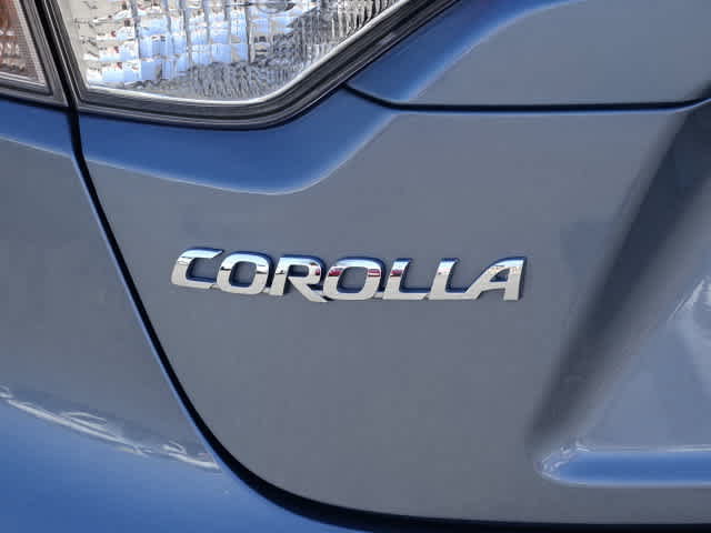Used 2021 Toyota Corolla LE FWD image 10