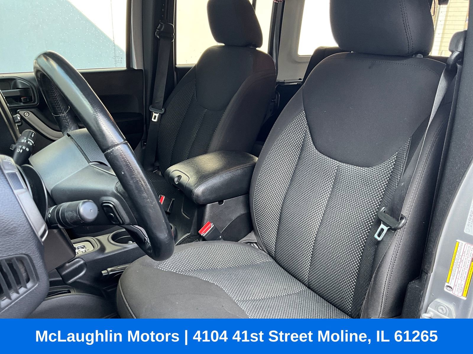 Used 2016 Jeep Wrangler Unlimited Sport AWD/4WD image 6