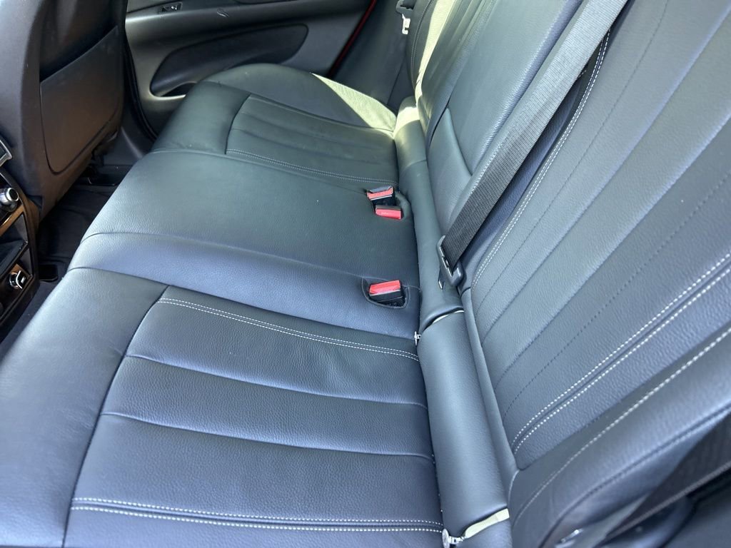 Used 2019 BMW X6 xDrive35i w/ M Sport Package AWD/4WD image 9