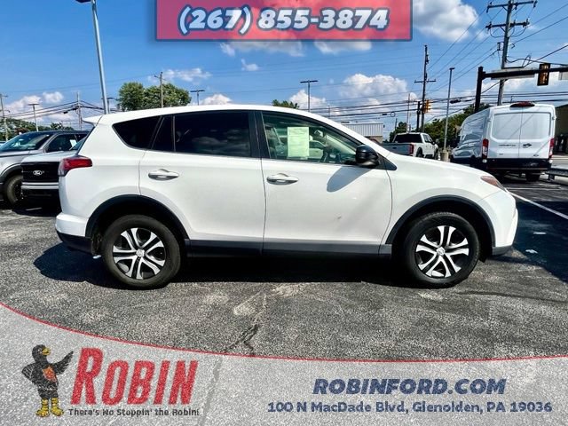 Used 2018 Toyota RAV4 LE w/ All Weather Liner Package AWD/4WD image 6