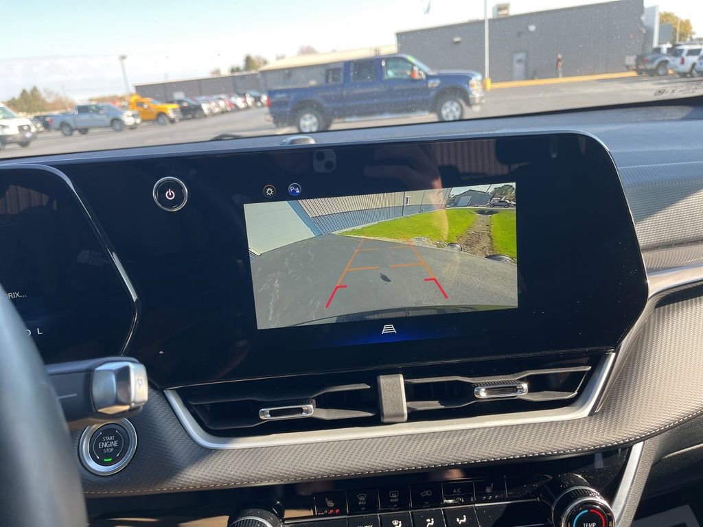 Used 2025 Chevrolet Equinox LT image 18