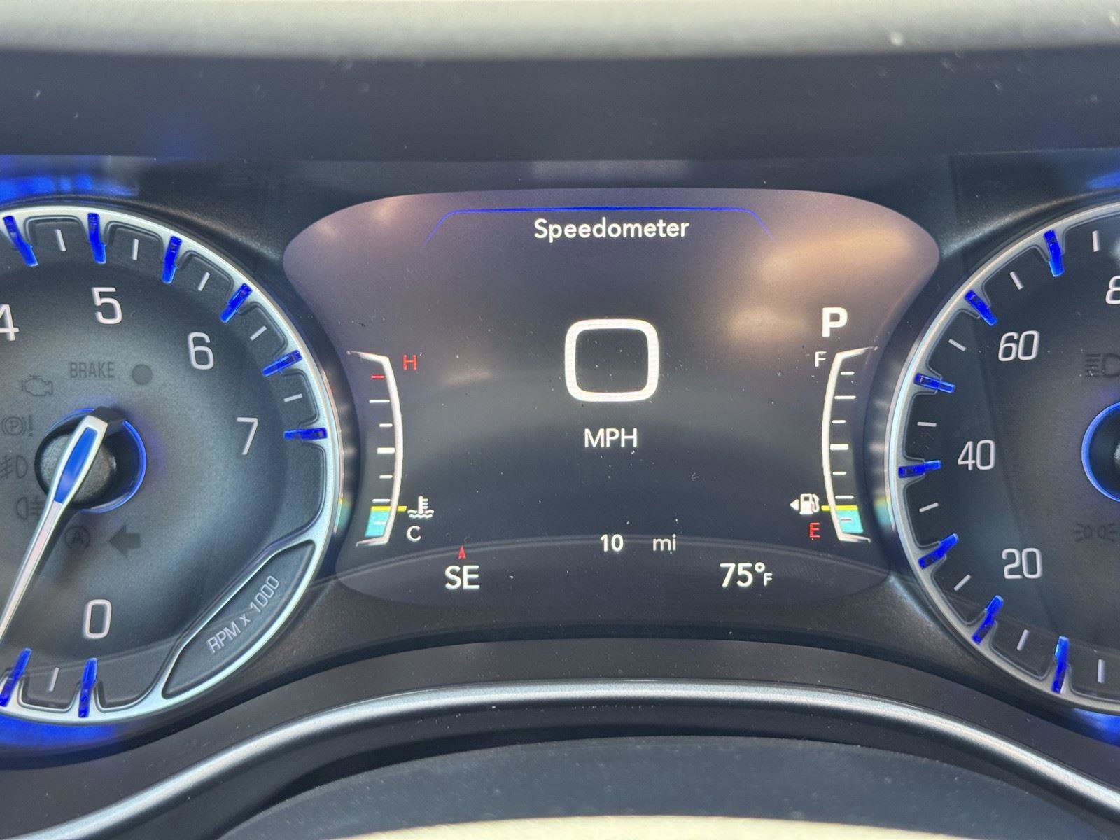 New 2025 Chrysler Voyager LX FWD image 18