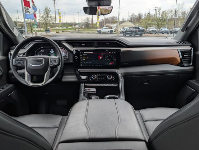 Used 2024 GMC Sierra 1500 Denali w/ Technology Package image 11