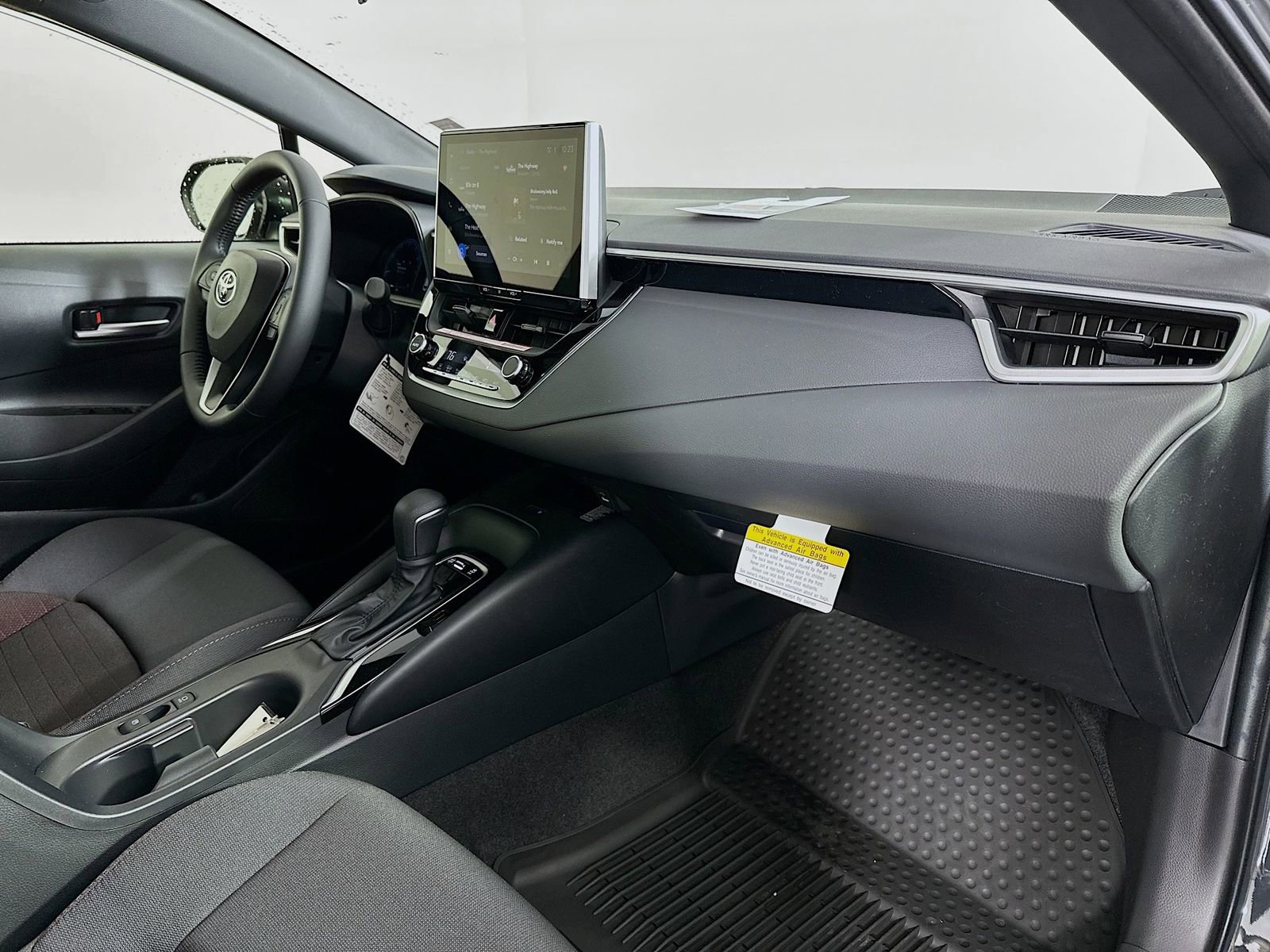 New 2026 Toyota Corolla SE image 27