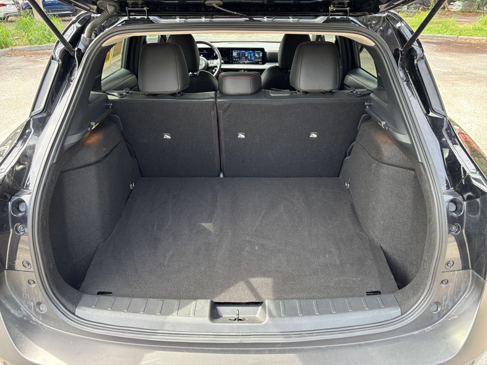 Used 2026 Nissan Kicks SR AWD/4WD image 29