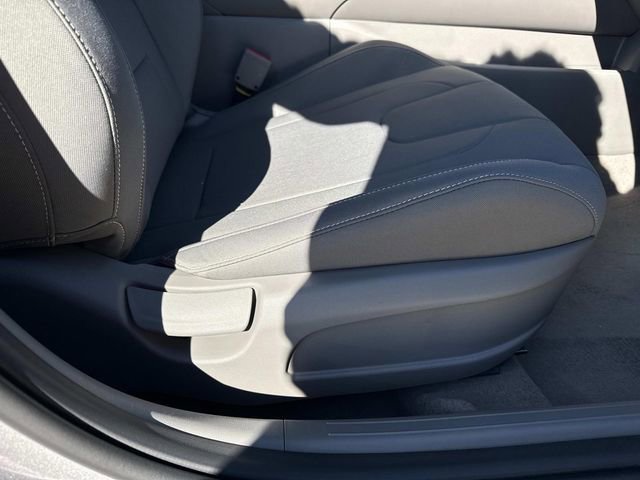 New 2026 Hyundai Elantra SEL Sport w/ Cargo Package image 16