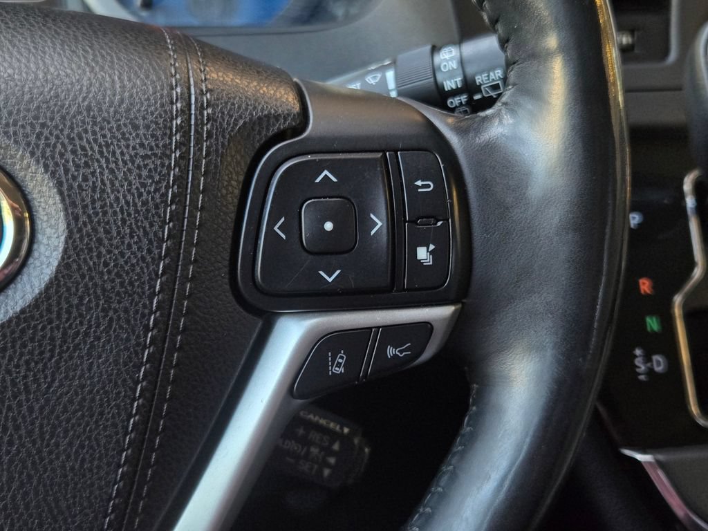 Used 2018 Toyota Sienna Limited Premium AWD/4WD image 33