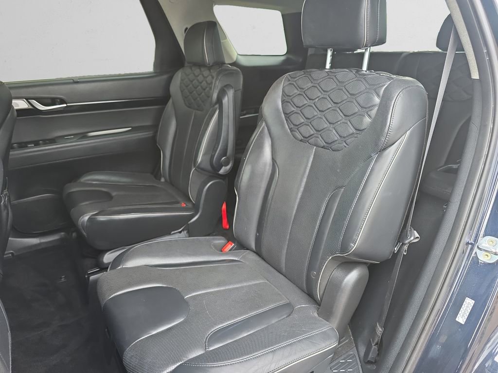 Used 2022 Hyundai Palisade Limited image 14