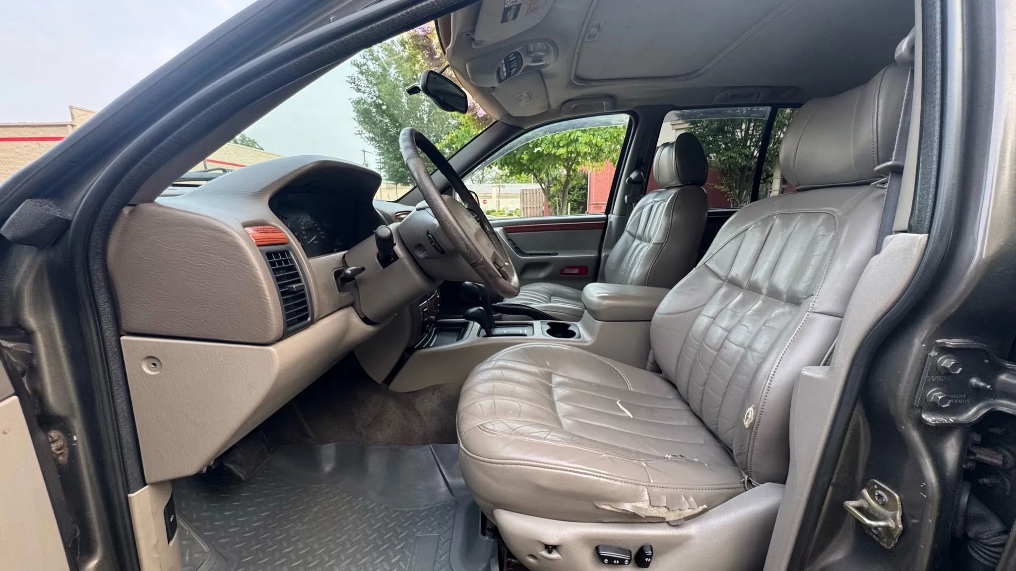 Used 1999 Jeep Grand Cherokee Limited image 11