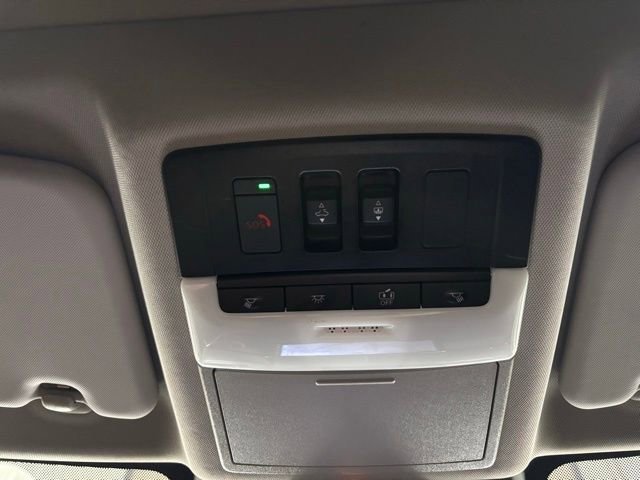 Used 2024 Nissan Rogue Platinum w/ Platinum Premium Package image 19