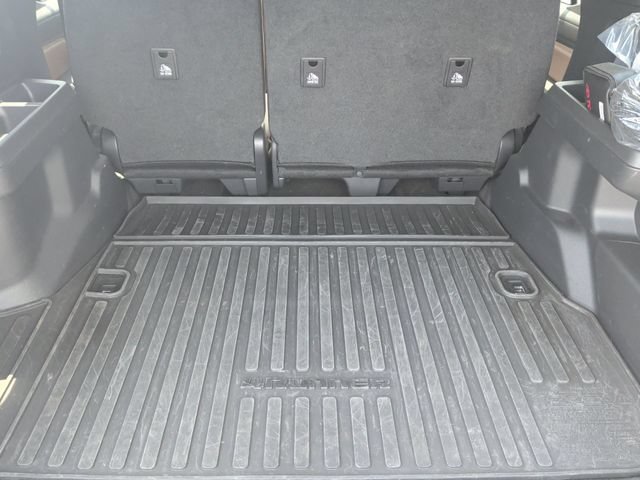 Used 2025 Toyota 4Runner Limited RWD image 33