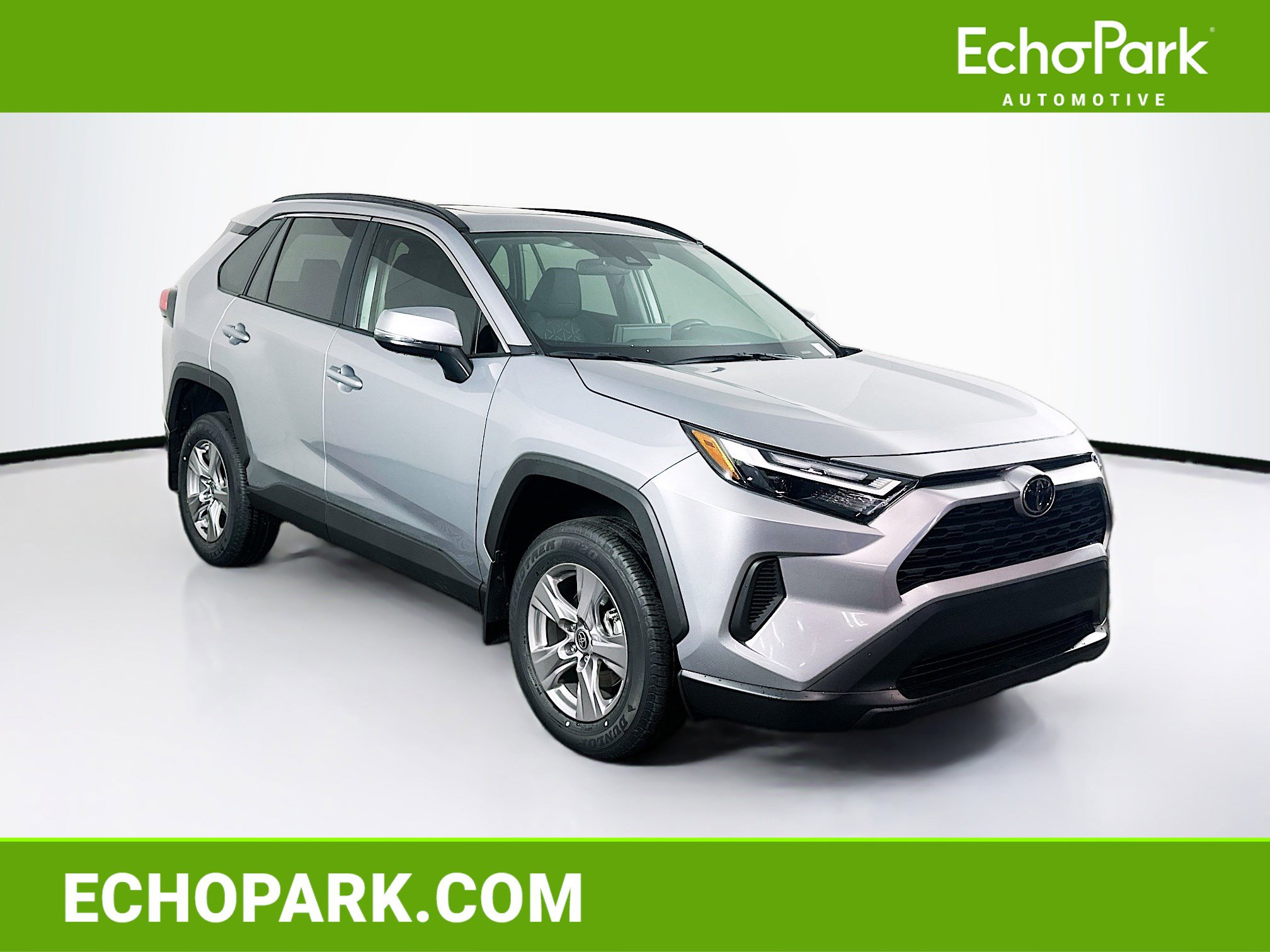 Used 2025 Toyota RAV4 XLE w/ Convenience Package image 1