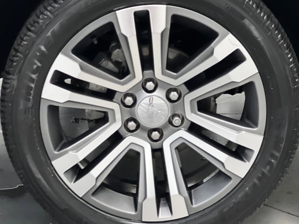 Used 2019 GMC Yukon Denali w/ Denali Ultimate Package AWD/4WD image 76