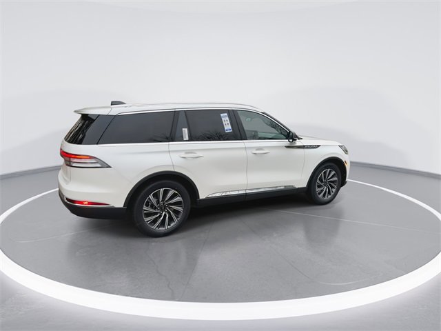 New 2026 Lincoln Aviator 2WD image 8