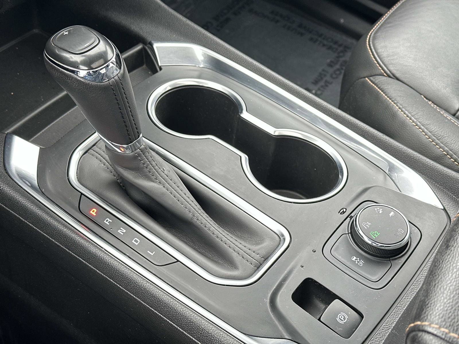 Certified 2019 Chevrolet Traverse LT w/ LT Premium Package image 32