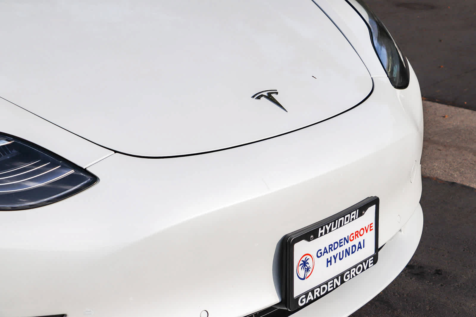 Used 2020 Tesla Model 3 Standard Range Plus RWD image 5