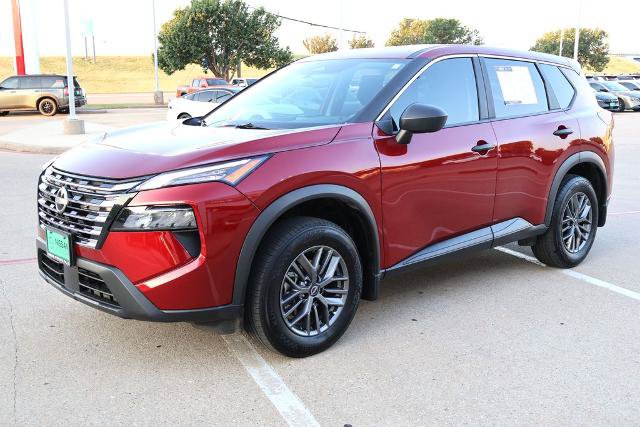Certified 2025 Nissan Rogue S AWD/4WD image 3