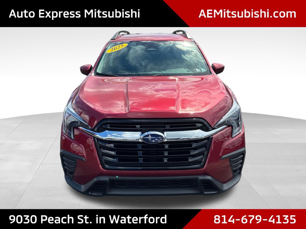 Used 2025 Subaru Ascent Premium AWD/4WD image 2