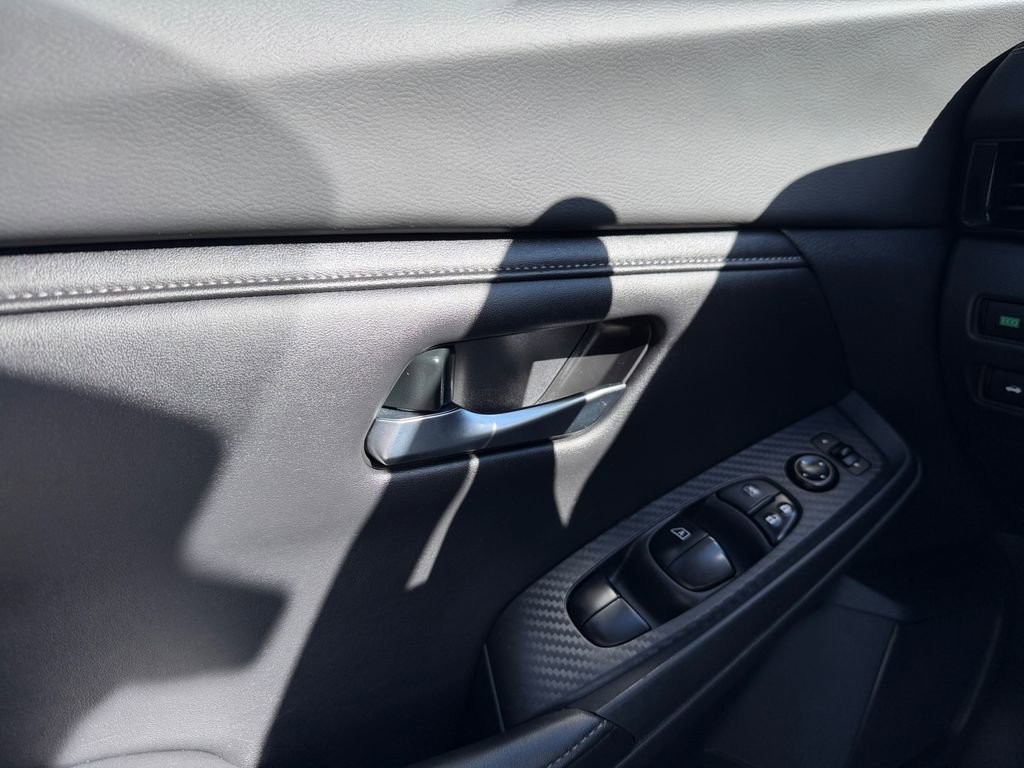 Used 2023 Nissan Sentra SV image 19