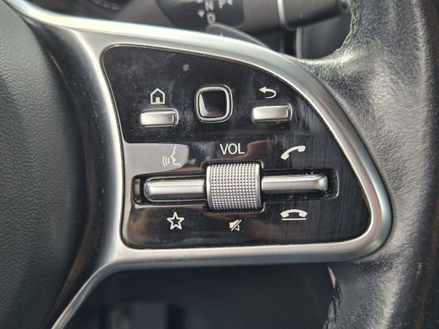 Used 2020 Mercedes-Benz GLC 300 image 24