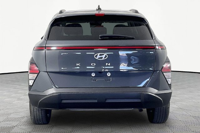 Used 2025 Hyundai Kona SEL FWD image 5