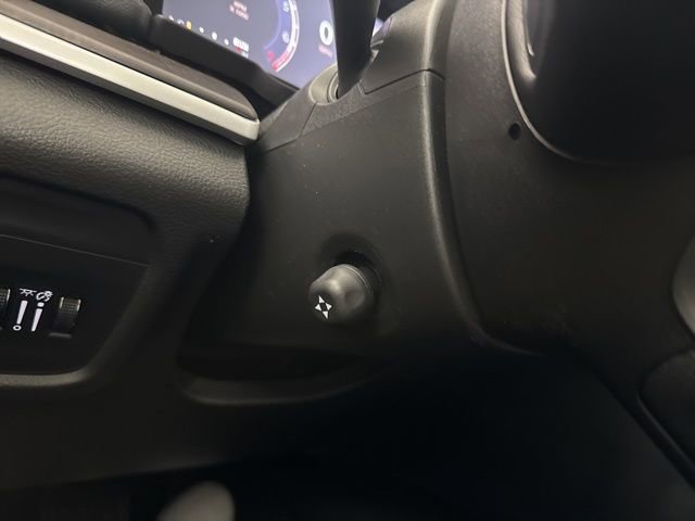 New 2026 Jeep Grand Cherokee Limited Reserve image 37