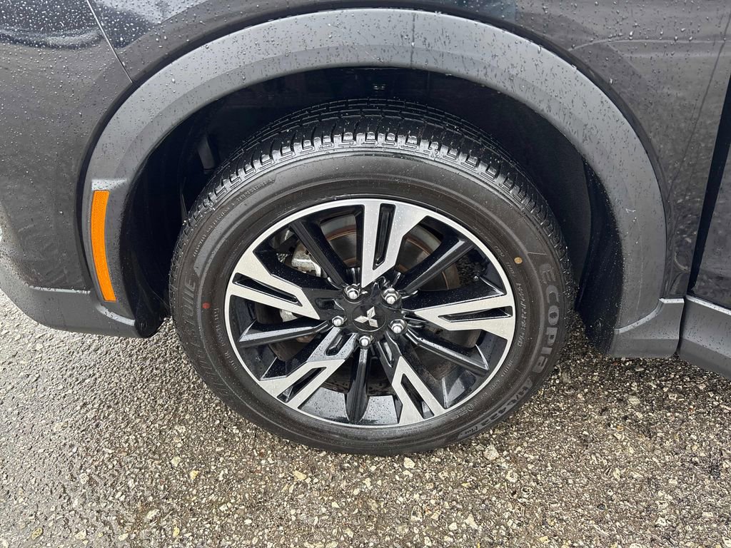 Used 2025 Mitsubishi Eclipse Cross SE image 35