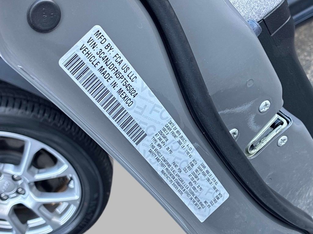 Certified 2023 Jeep Compass Latitude AWD/4WD image 23