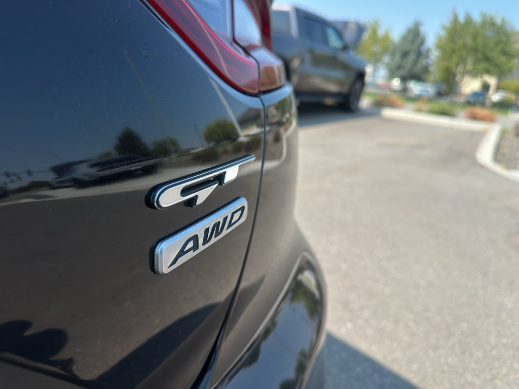 Used 2018 Kia Stinger GT2 AWD/4WD image 10