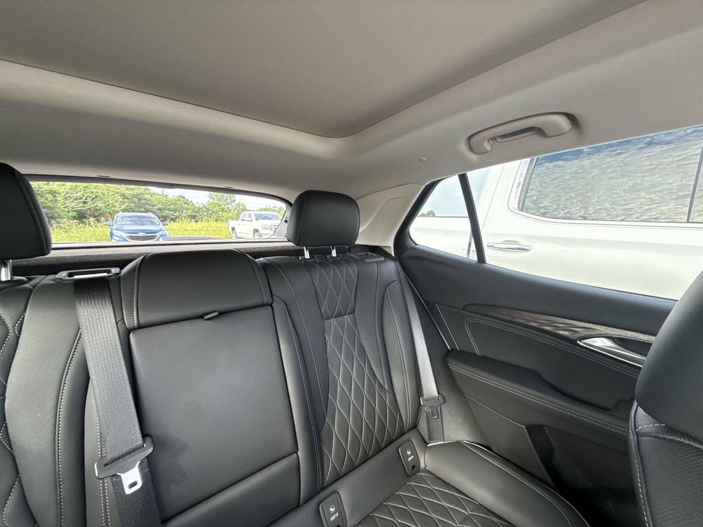 Certified 2023 Buick Envision Avenir FWD image 12