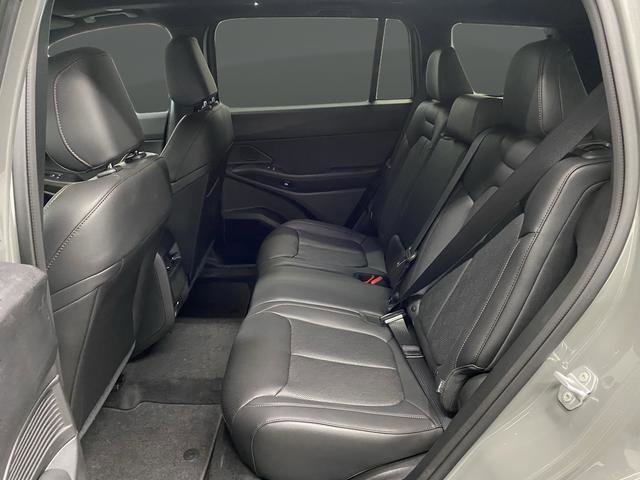 New 2026 Jeep Cherokee Overland w/ Trailer Tow Group image 34